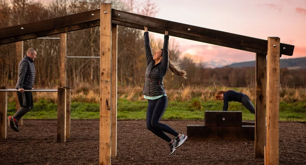 outdoor gym equipment